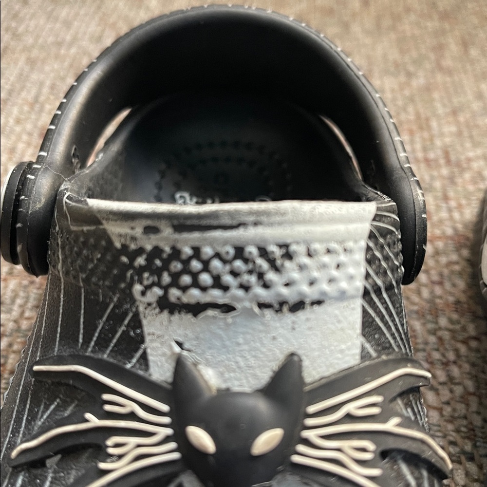 Kids Crocs “Nightmare Before Christmas “ - Picture 5 of 7